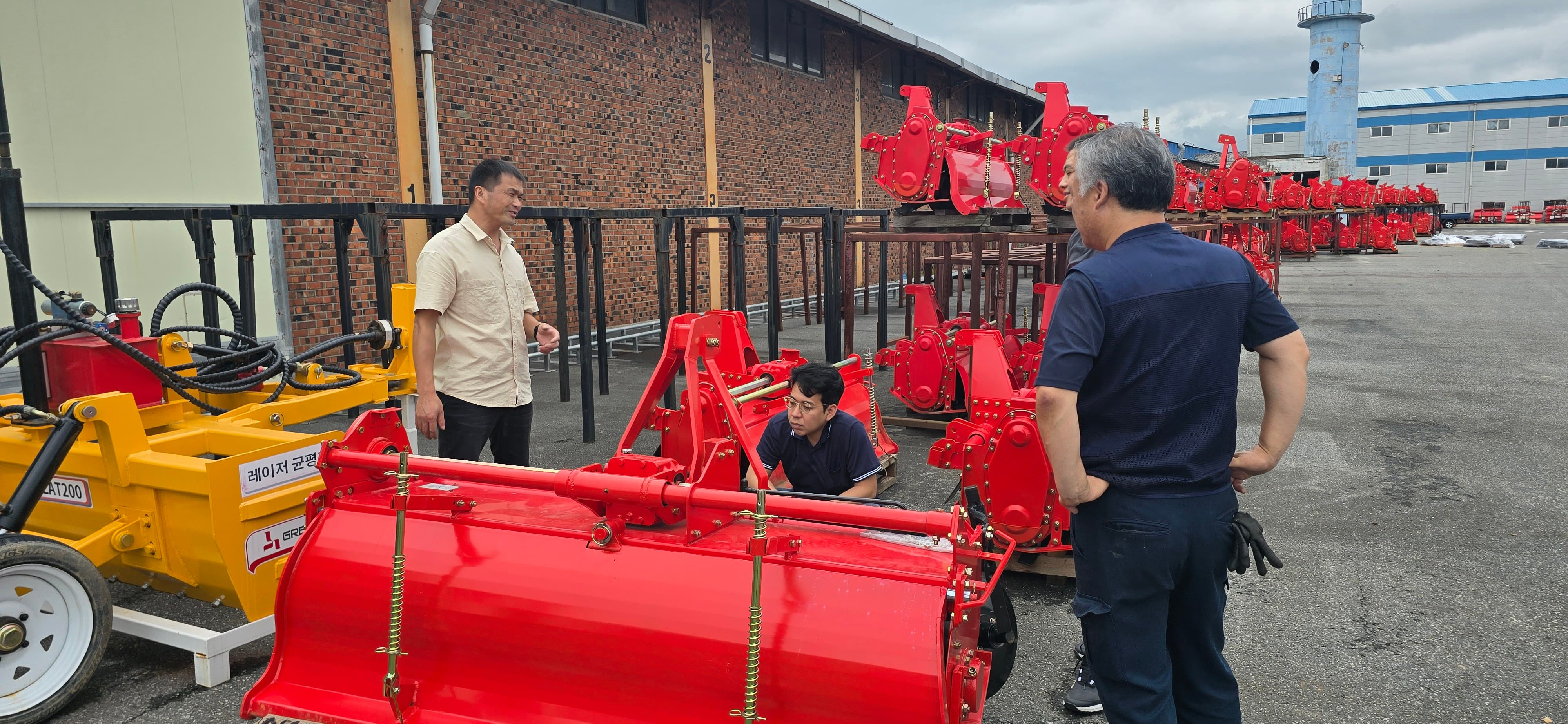 2025_07_15_10_58_IMG_4715 (1) 2025_07_15_10_58_IMG_4715 (1)