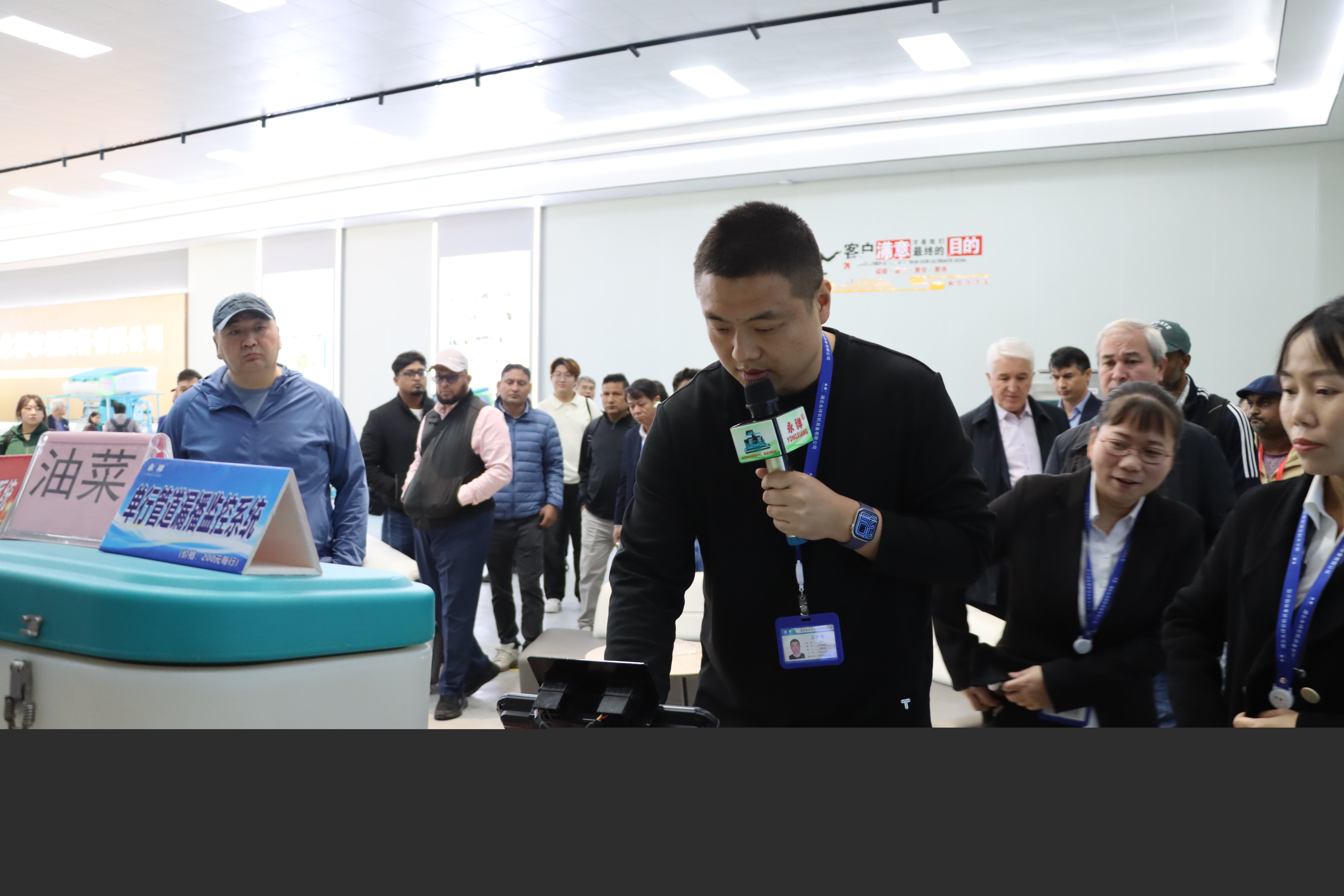 IMG_9188 (1) IMG_9188 (1)